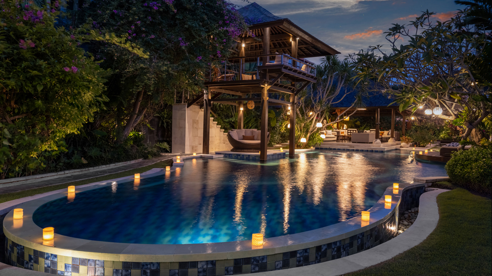 Elite Havens - Villa Asta - Bali Indonesia - Tranquil pool area at night
